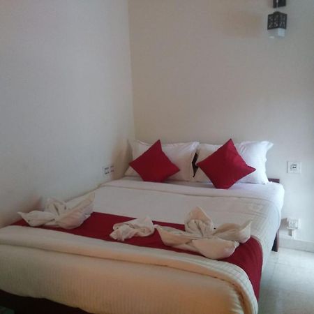 Holly Hock Bed & Breakfast Munnar Bagian luar foto